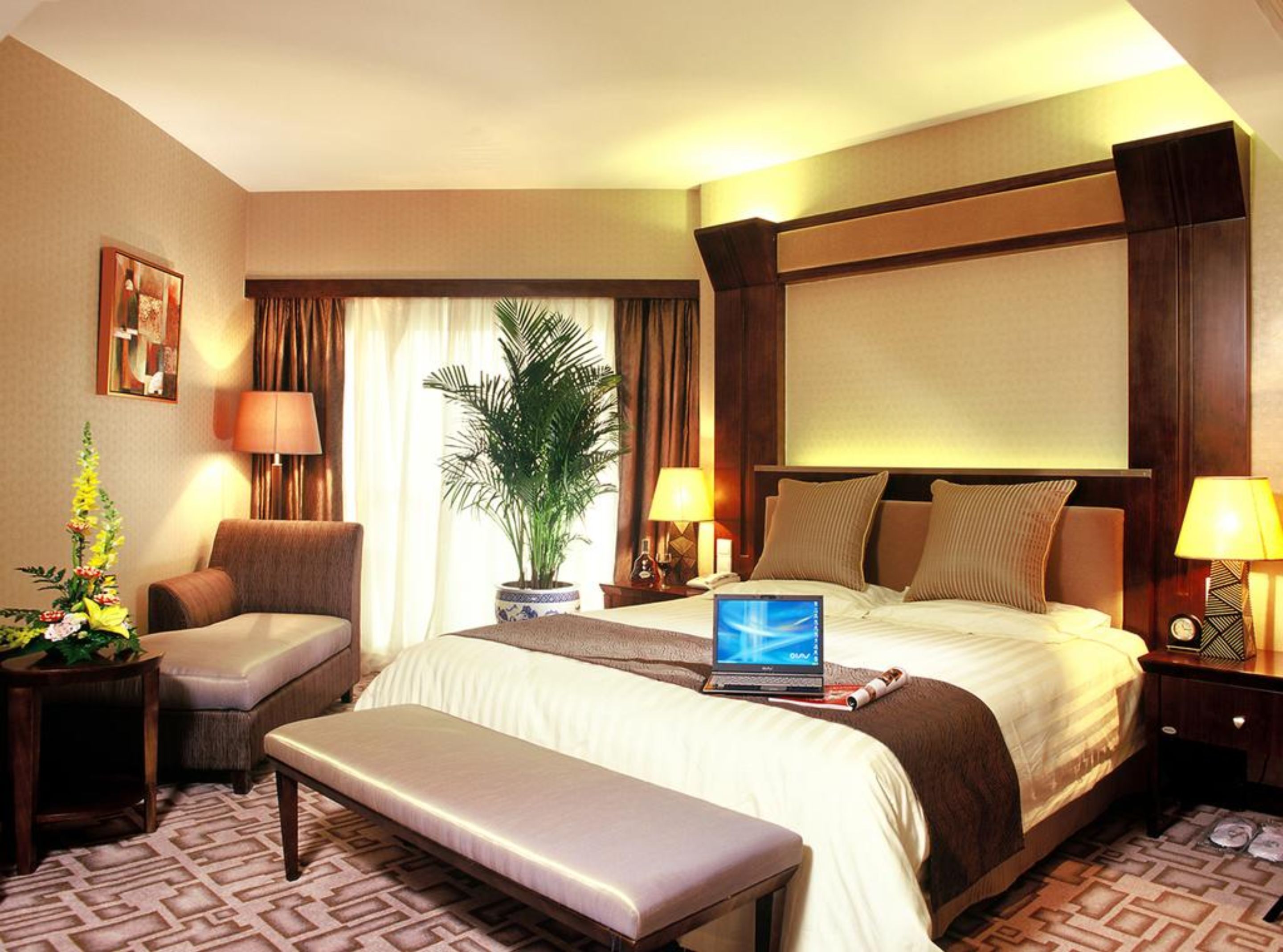 Cortinas blackout, wifi gratis y ropa de cama 