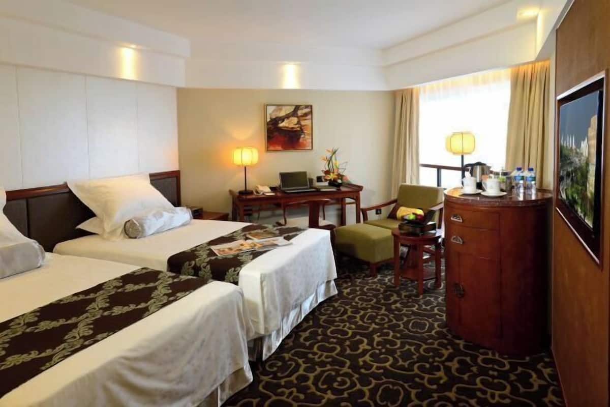 Blackout curtains, free WiFi, bed sheets