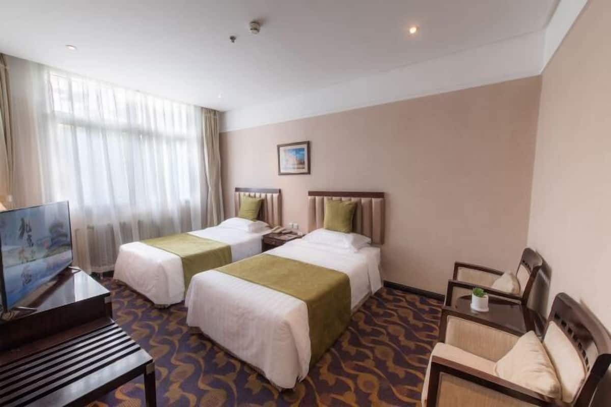 Blackout curtains, free WiFi, bed sheets