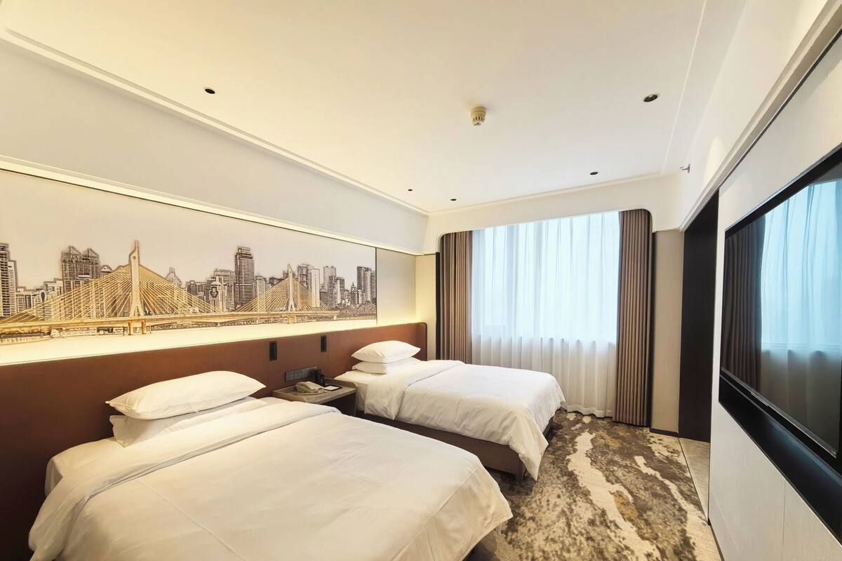 In-room safe, desk, blackout drapes, soundproofing