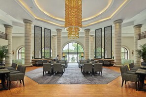 Daily buffet breakfast (CNY 68 per person) - Pan Pacific Suzhou (Suzhou)