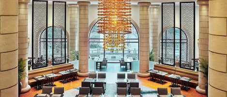 4 restaurants, breakfast, lunch, dinner served; international cuisine