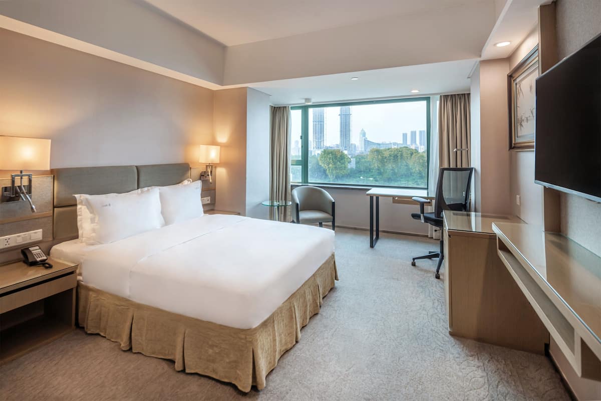 Free minibar items, in-room safe, desk, iron/ironing board