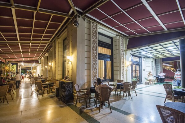 Bar (di properti)
