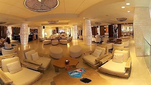 Unclassified image, 4 of 90, button - Londa Hotel (Limassol)