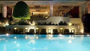 Unclassified image, 2 of 90, button - Londa Hotel (Limassol)