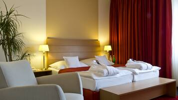 1 bedroom, hypo-allergenic bedding, in-room safe, desk