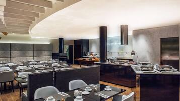 Daily to-go breakfast for a fee