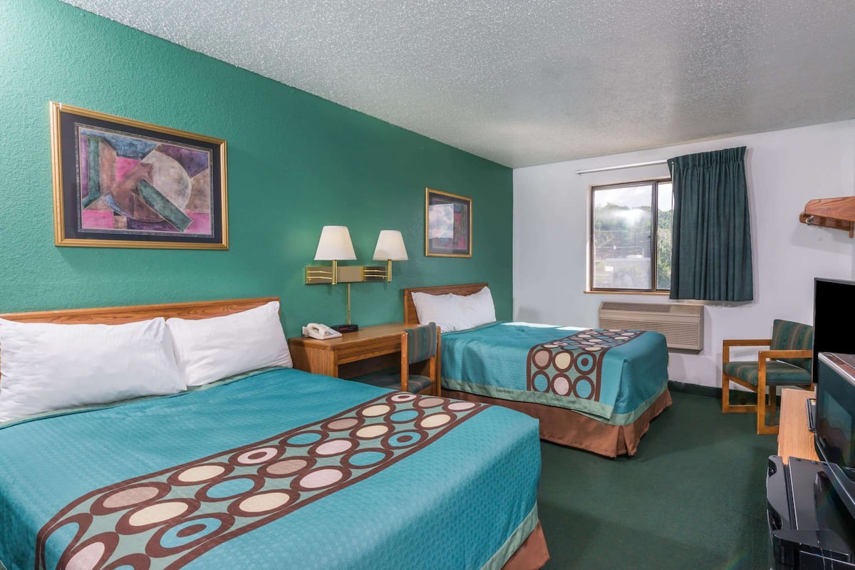 In-room safe, desk, iron/ironing board, free cribs/infant beds