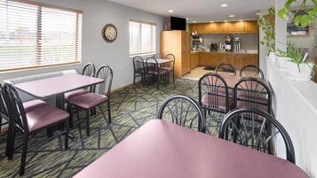 Free daily on-the-go breakfast