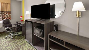 Studio Suite, 1 King Bed, Non Smoking