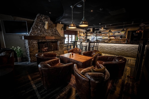 Bar (di hartanah)