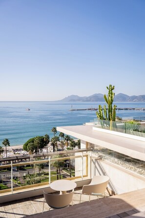 Habitación panorámica, 1 cama matrimonial, Terraza, vista al mar | Terraza o patio