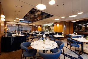 Restaurant - Mondrian Cannes (Cannes)