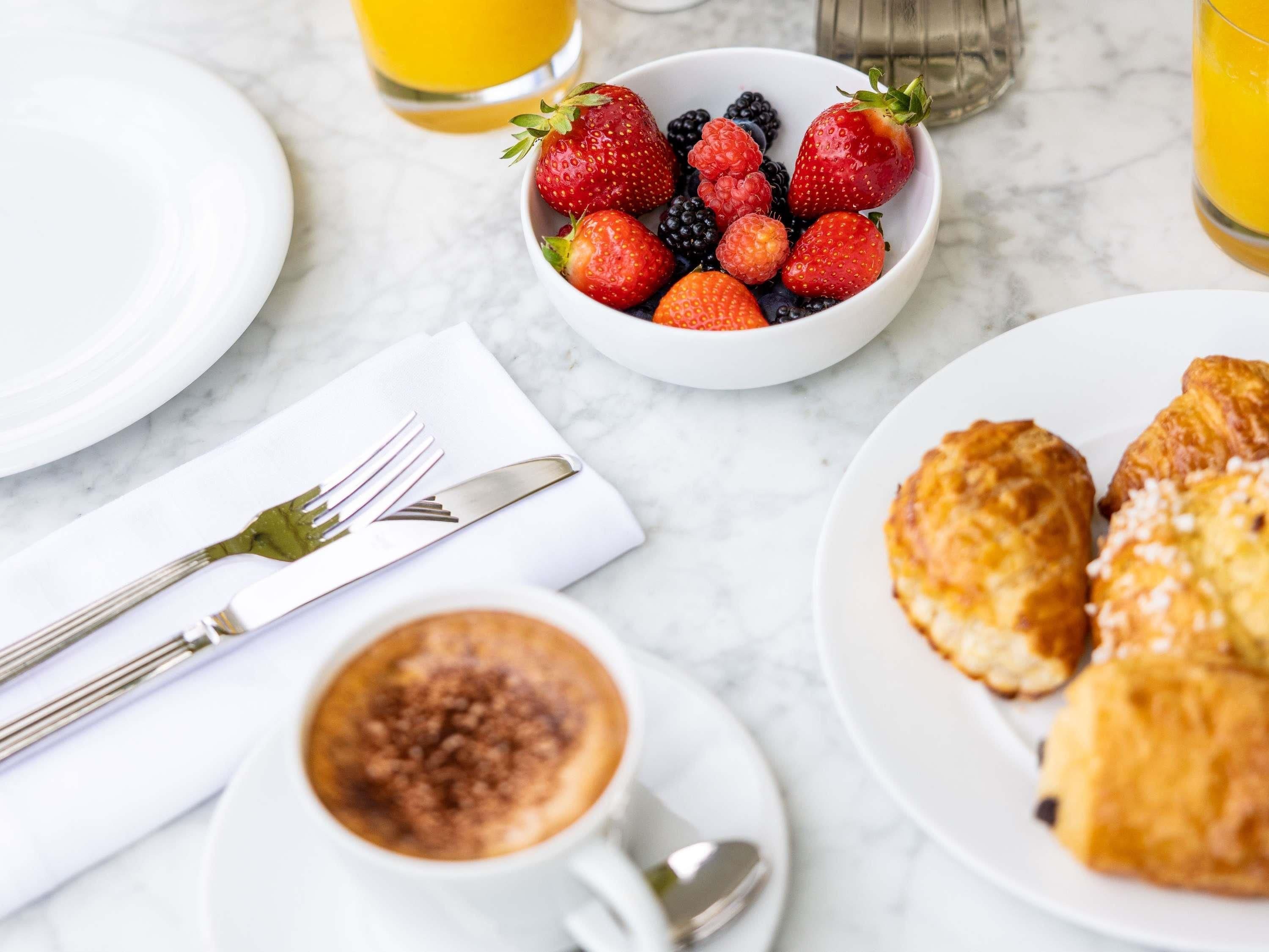 Daily buffet breakfast for a fee