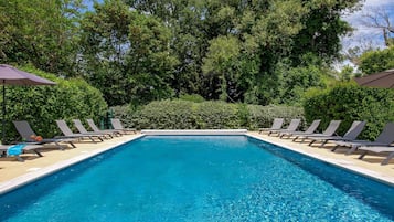 Seasonal outdoor pool