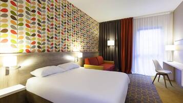 Standard Room, 1 Double Bed with Sofa bed | Minibar, in-room safe, desk, soundproofing