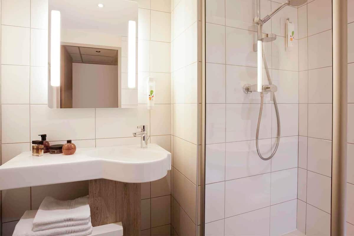 Minibar, in-room safe, desk, soundproofing