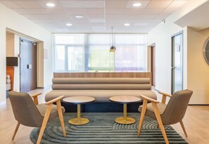 Interior - B&B HOTEL Lyon Nord (Dardilly)