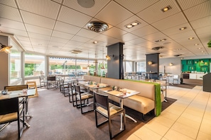 Daily buffet breakfast (EUR 18.50 per person)