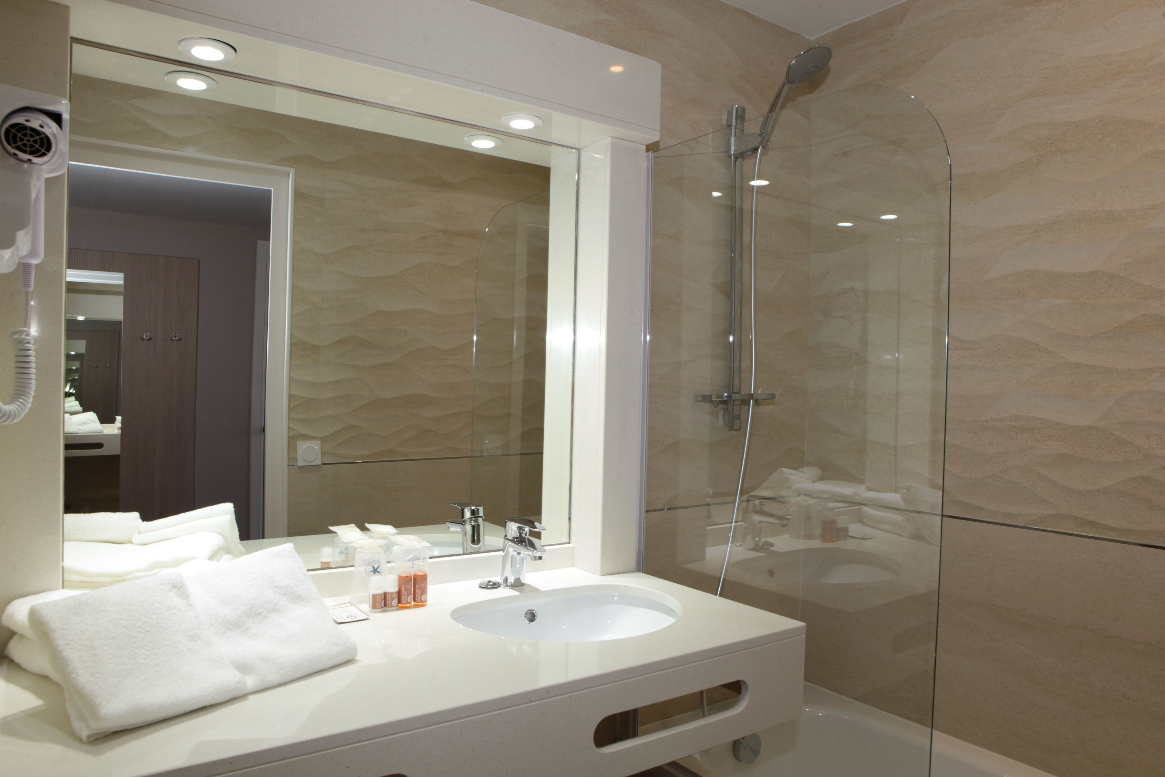 Foto - Hôtel Les Trois Roses, Meylan Grenoble