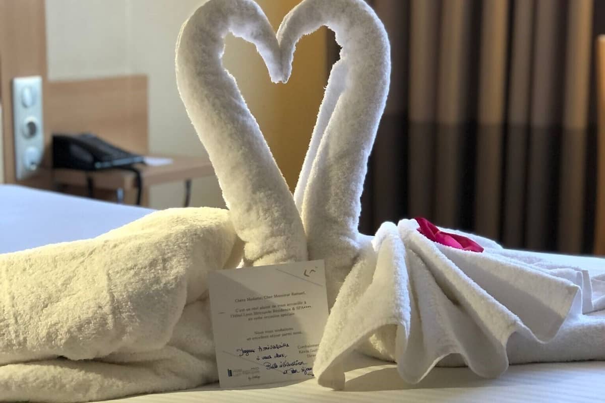 Kahden hengen classic-huone | Tallelokero huoneessa, työpöytä, äänieristys, ilmainen Wi-Fi