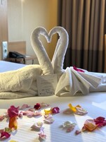 Classic Double Room | In-room safe, desk, soundproofing, free WiFi