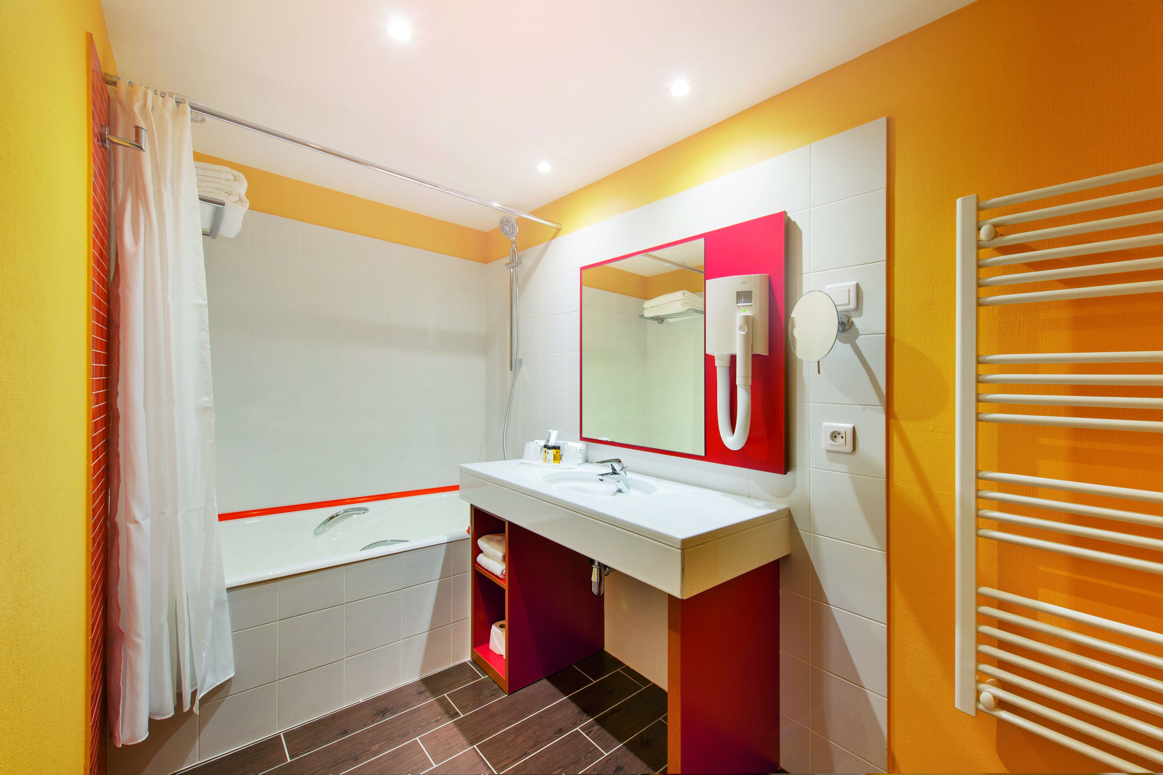 shower, free toiletries, hair dryer, bathrobes