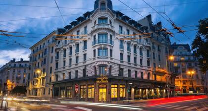 Grand Hotel des Brotteaux Lyon Ctre - Handwritten Collection