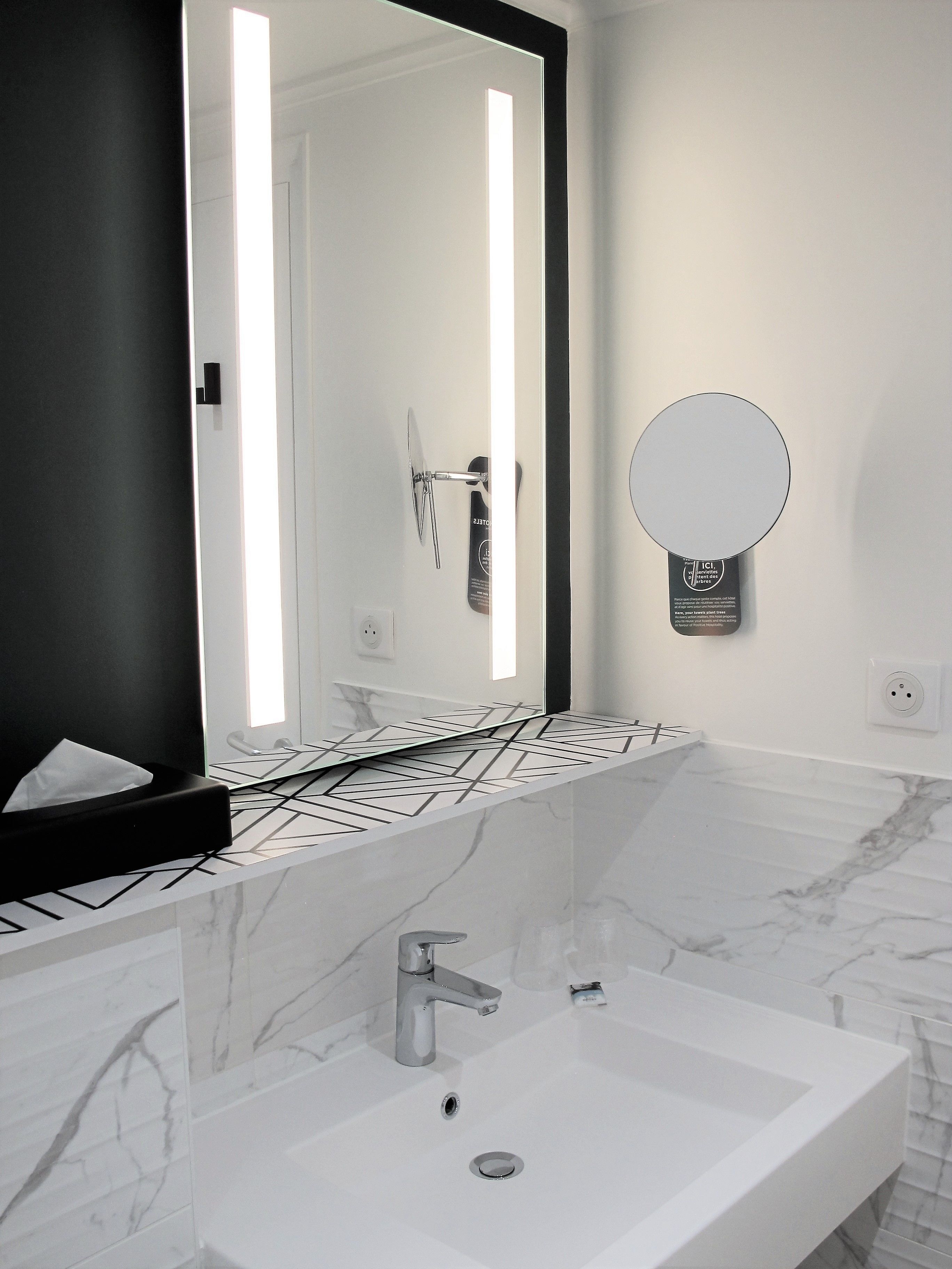 eco-friendly toiletries, hair dryer, towels