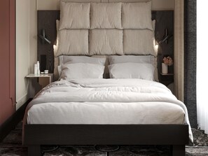 Minibar, caja de seguridad en la habitación y escritorio 