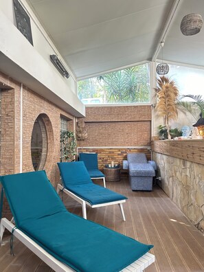 Couples treatment rooms, sauna, hot tub, steam room, massages - La Lune de Mougins (Mougins)