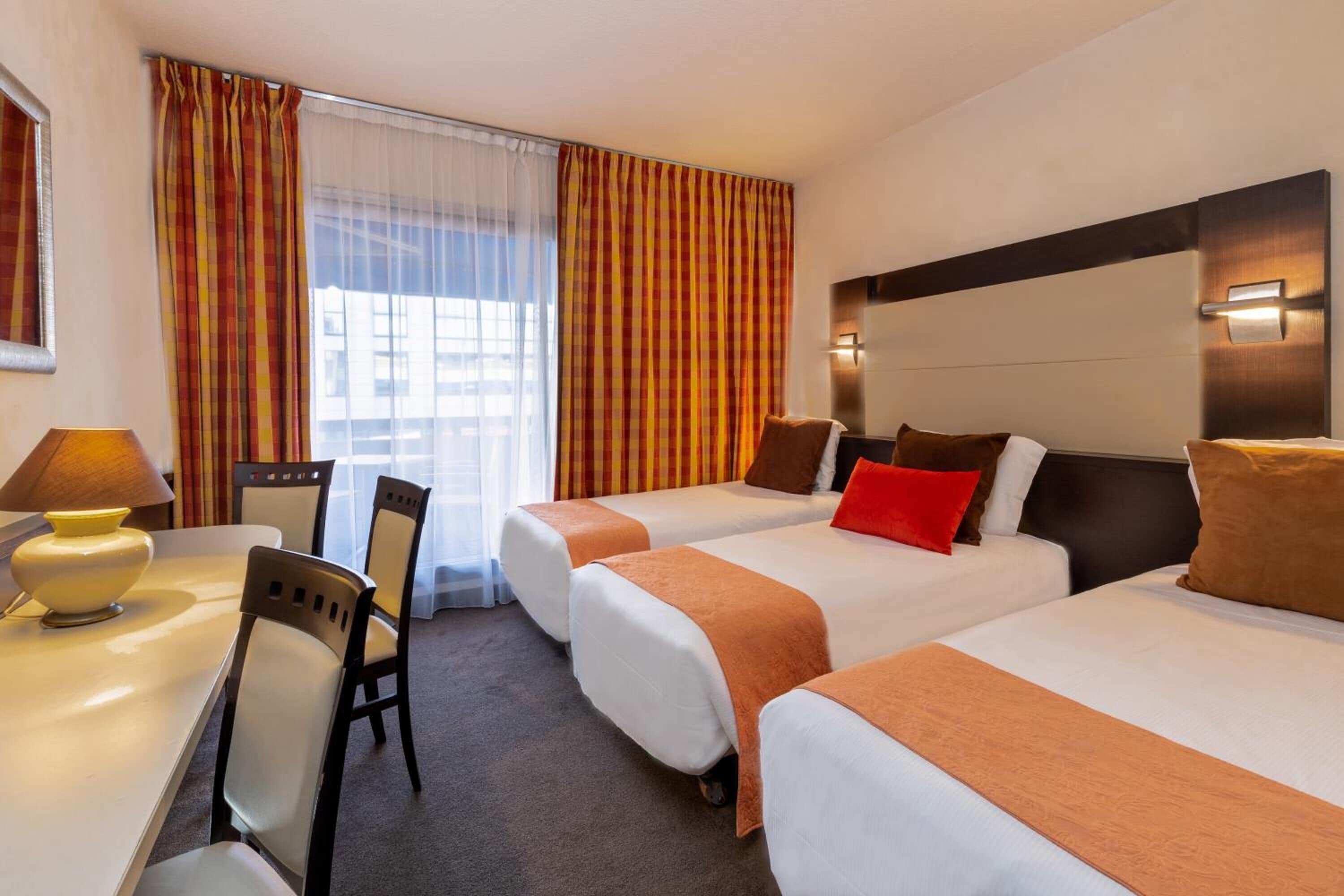 Foto - The Originals City, Hôtel Galaxie, Nice Aéroport