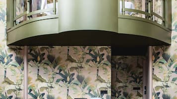 Suite Palmer Beach | Premium bedding, pillowtop beds, minibar, in-room safe