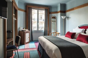Deluxe Room | Premium bedding, pillowtop beds, minibar, in-room safe