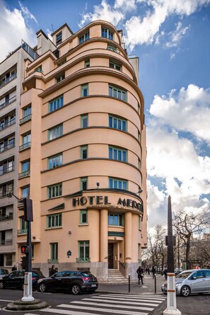 Bagian depan properti