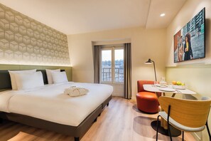 Deluxe Studio | In-room safe, desk, blackout drapes, soundproofing - Citadines Les Halles Paris (Paris)