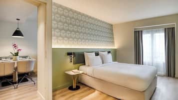 Apartment (4 pax) | In-room safe, desk, blackout drapes, soundproofing