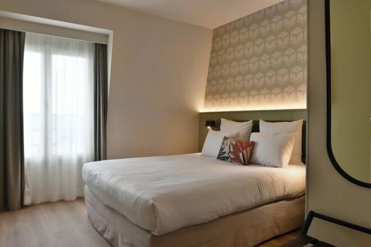 In-room safe, desk, blackout curtains, soundproofing
