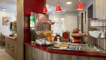 Daily buffet breakfast (EUR 14 per person)