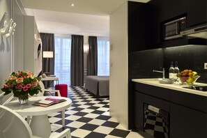 Suite (Couture) | Équipements de la chambre