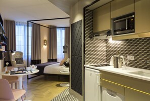 Suite (Couture) | Équipements de la chambre