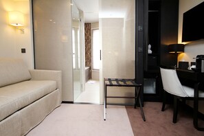 Suite, 1 Bedroom | Living area | Flat-screen TV, iPad, iPod dock
