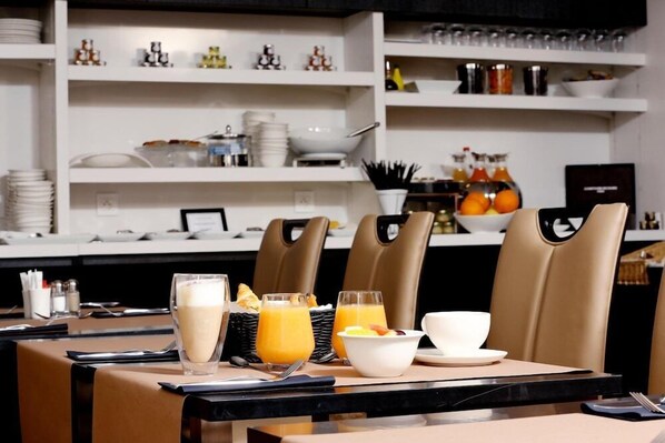 Espressomaskine, kaffe-/temaskine