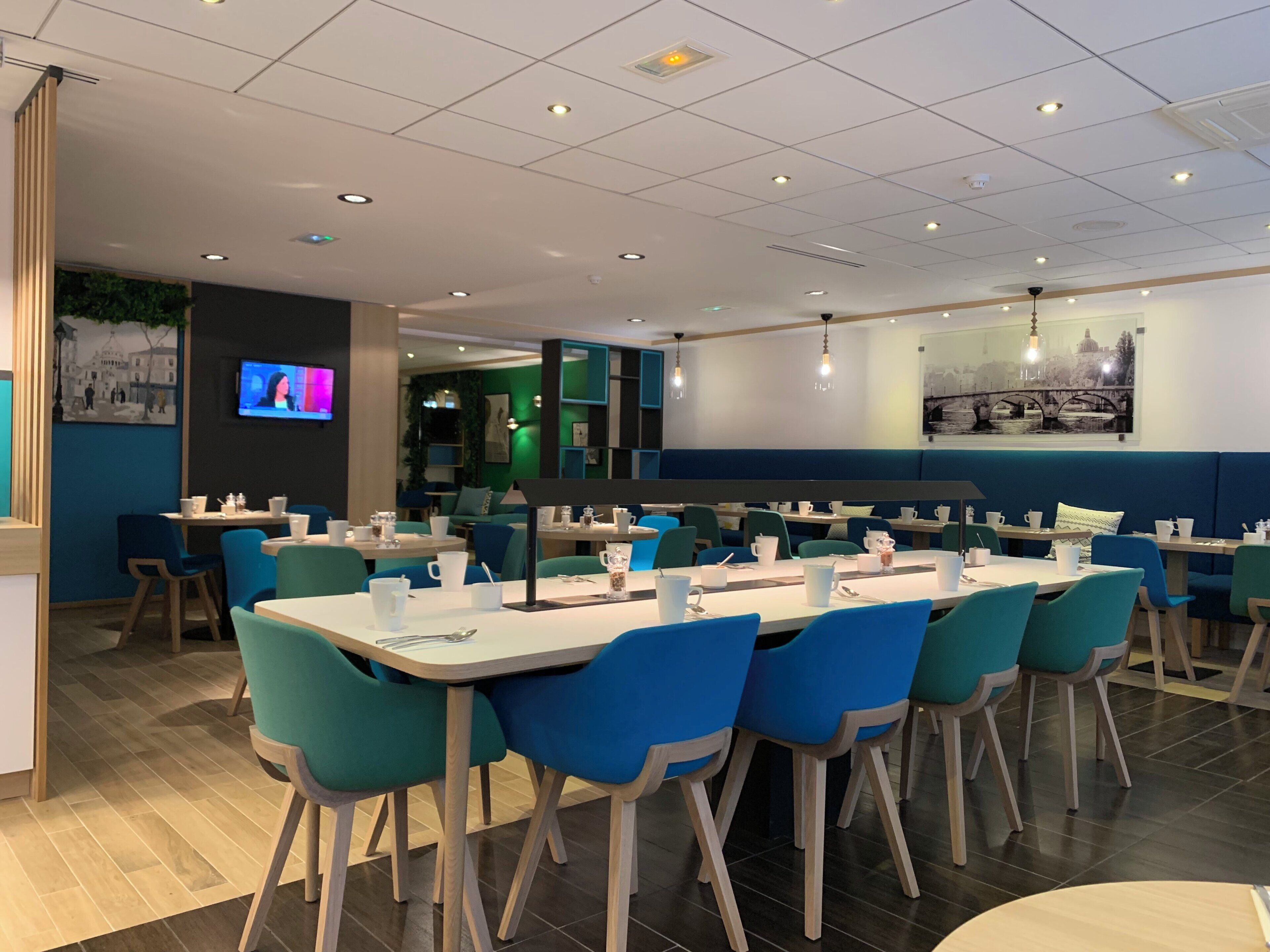 Photo - Holiday Inn Paris - Montmartre by IHG