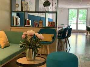 Exterior - Holiday Inn Paris - Montmartre by IHG (Paris)