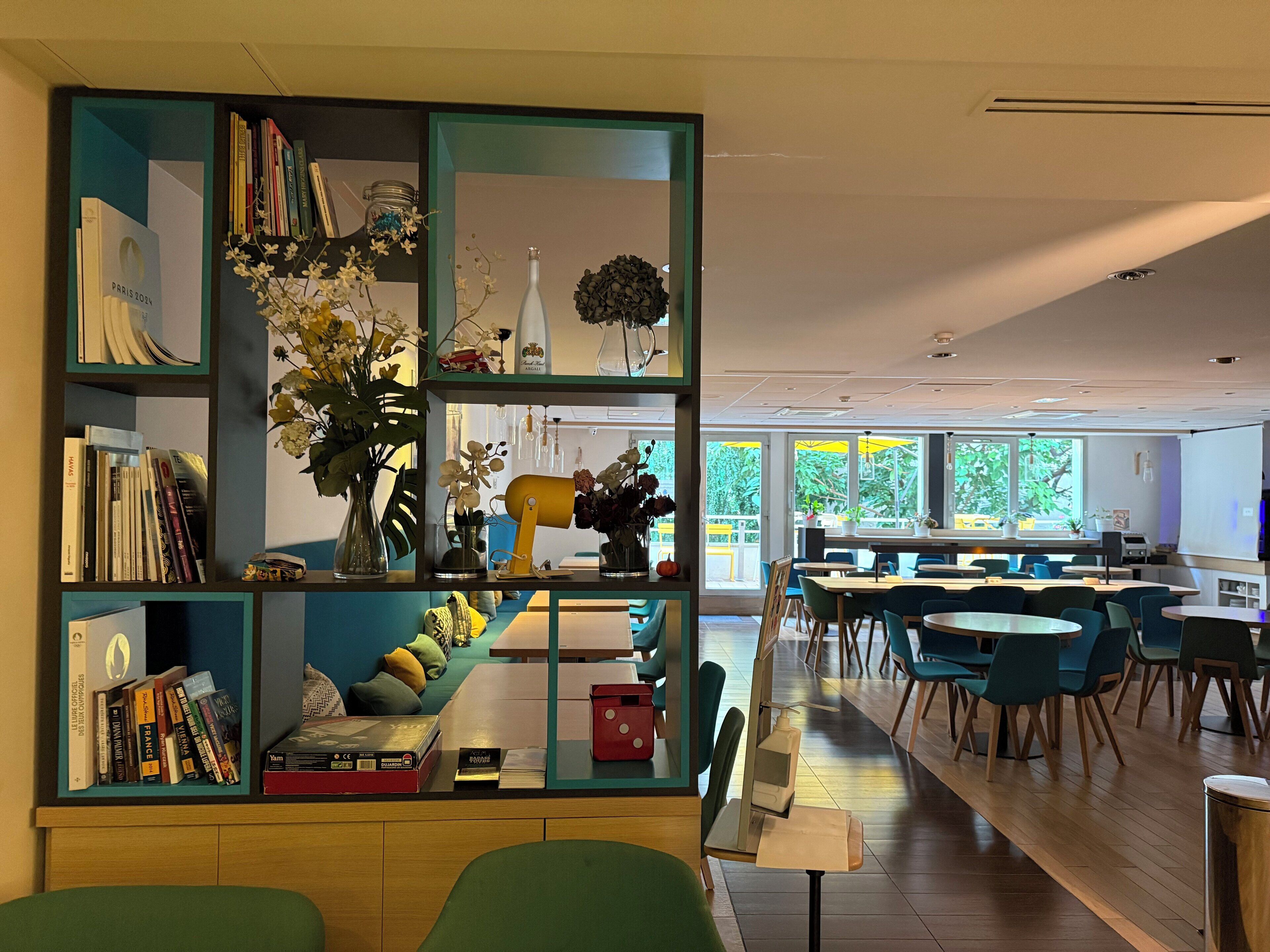 Photo - Holiday Inn Paris Montmartre by IHG