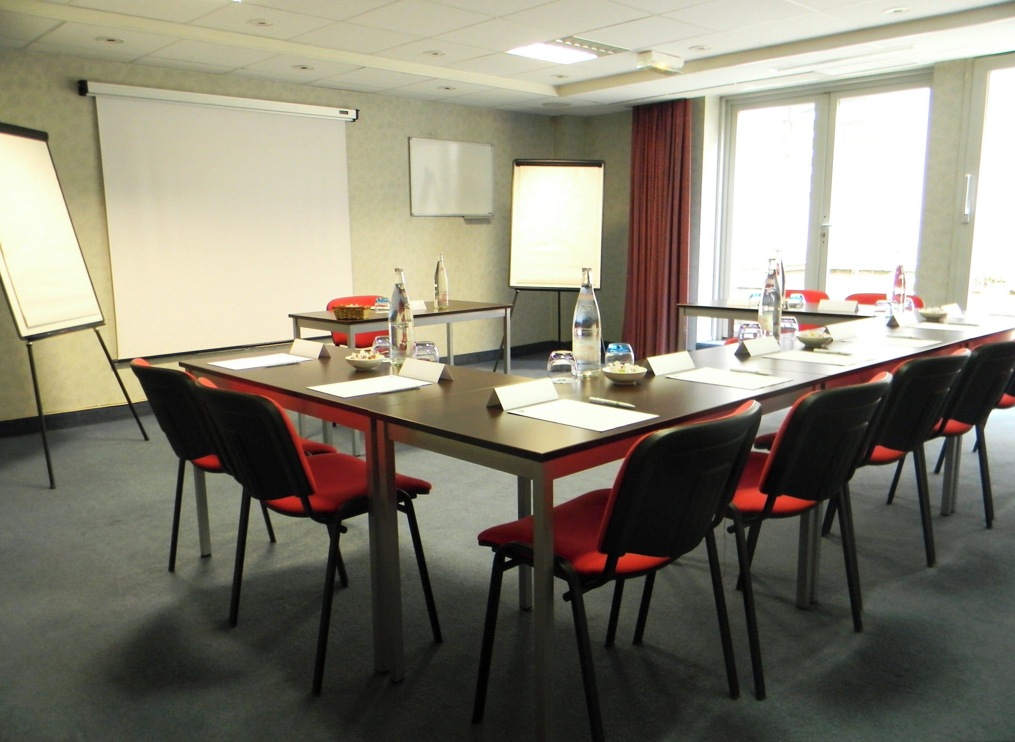 Photo - Holiday Inn Paris - Montmartre by IHG