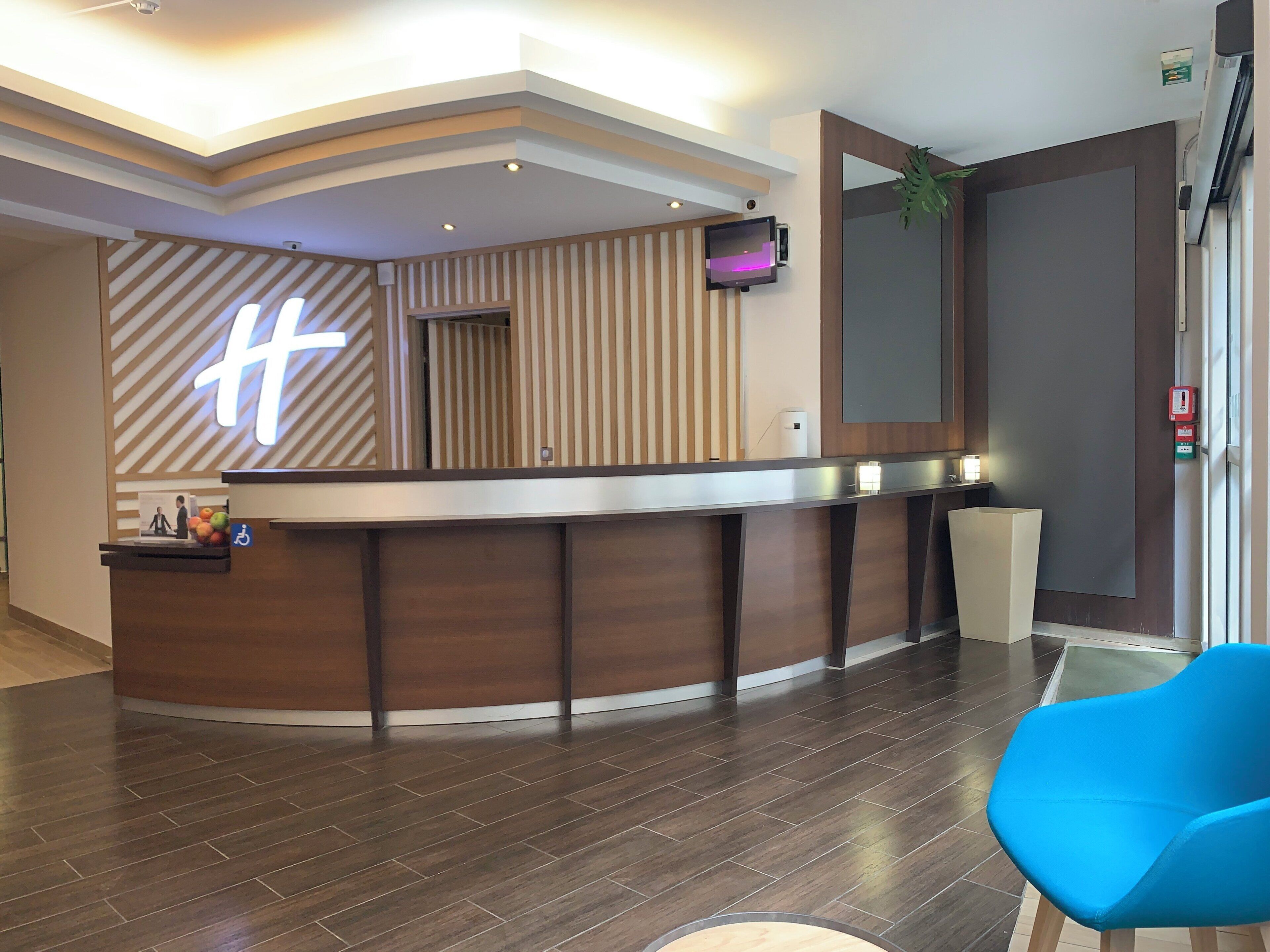 Photo - Holiday Inn Paris - Montmartre by IHG
