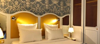 Hotel Mayfair